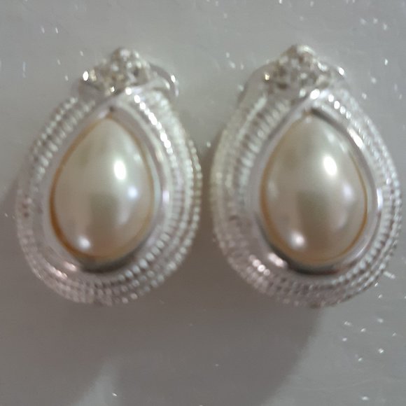 ALFRED SUNG EARINGS Gorgeous! - Picture 1 of 3
